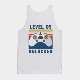 Level 09 unlocked funny gamer 9th birthday Tank Top